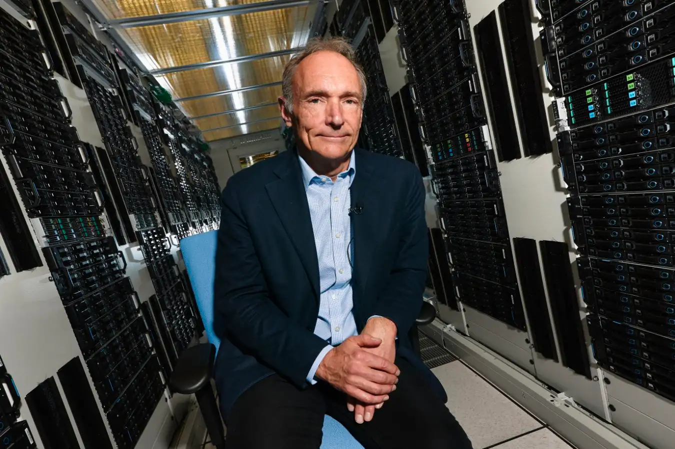 Portrait of Sir Tim Berners-Lee in a rack of the CERN Computer Centre Date: 11-03-2019