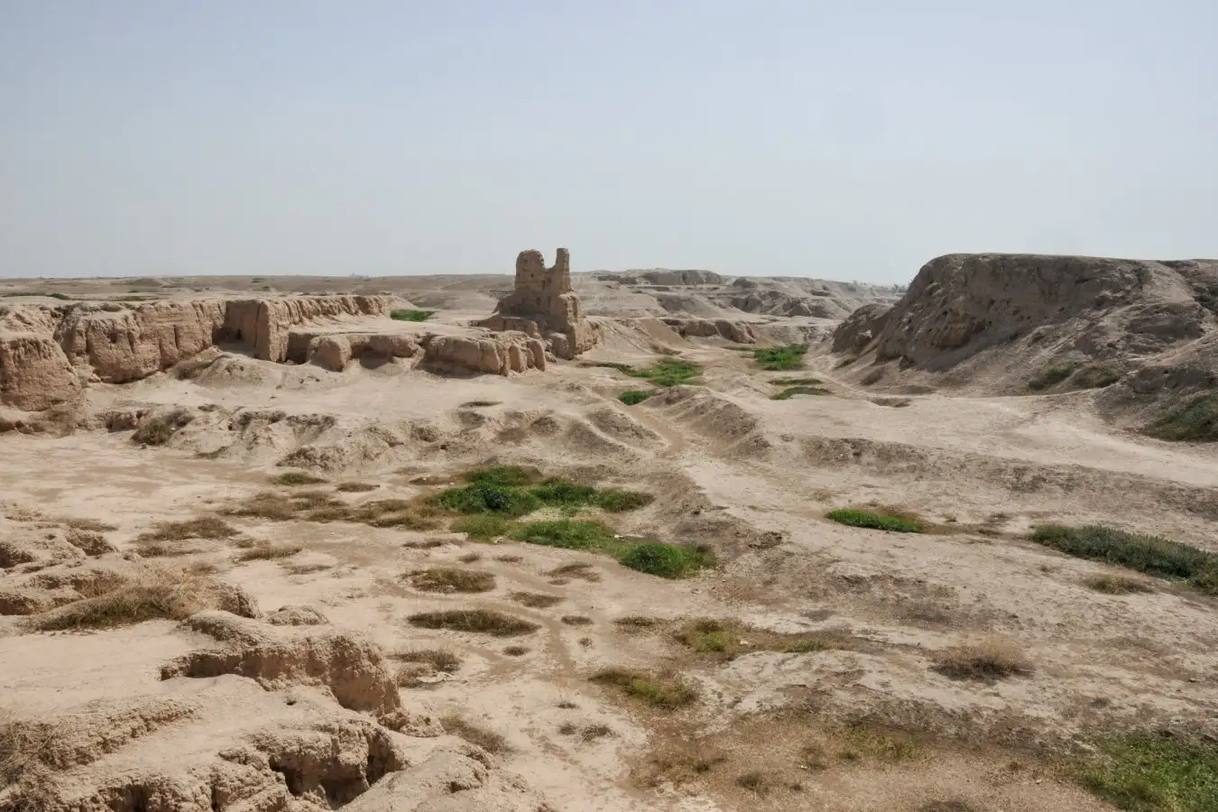 The remains of the ancient city of Susa, now long abandoned 