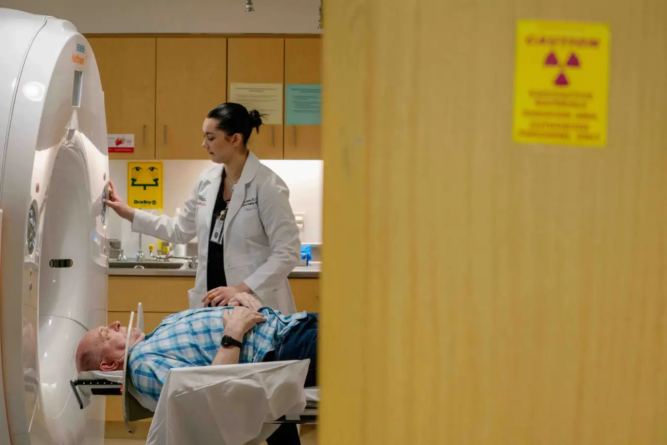 Whitney preparing to have a PET scan in March 2025 as part of an annual Alzheimer's Disease research testing programme that he takes part in at Washington University in St. Louis, Missouri