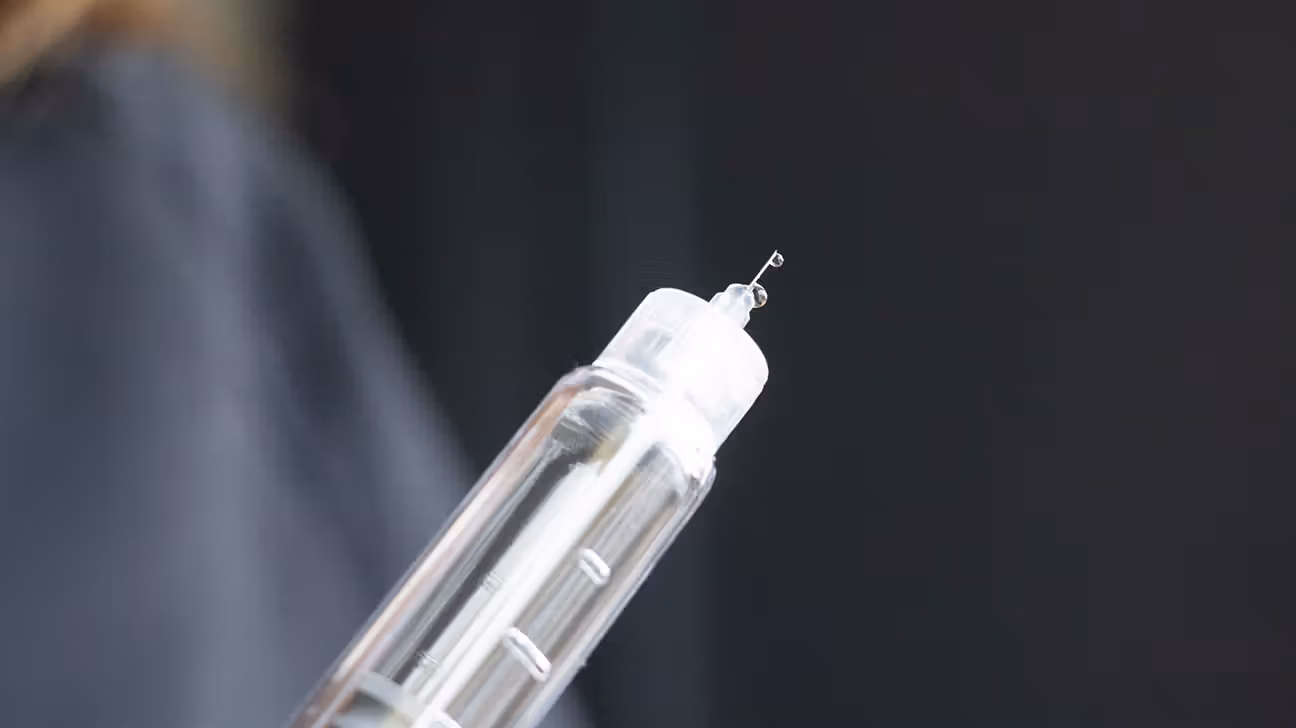 Unmarked GLP-1 injection pen