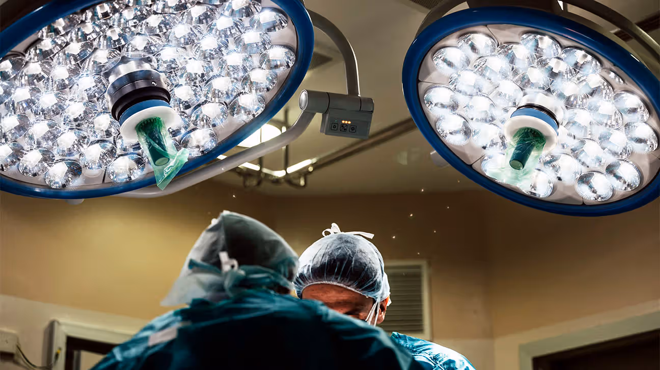 Doctors perform bariatric weight loss surgery